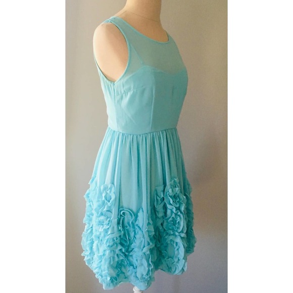 ModCloth Crimpin’ My Style Dress, Size Small - Picture 5 of 15